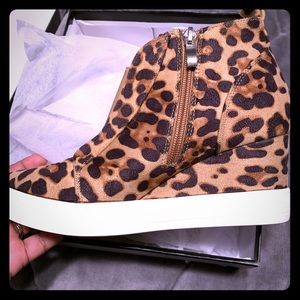💛NWT Leopard print wedge sneakers💛